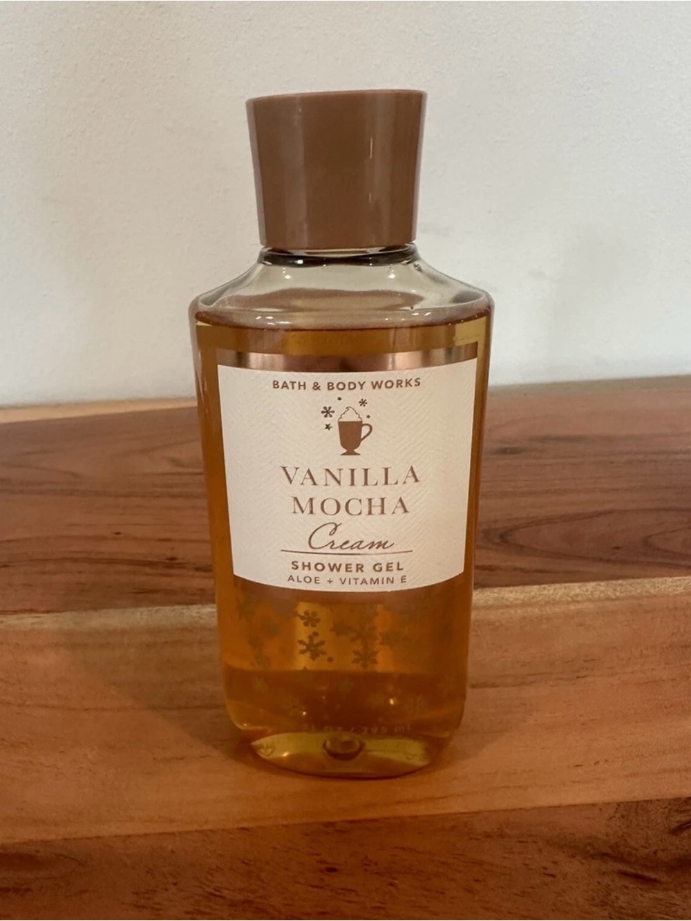 Bath & Body Works: Vanilla Mocha Cream: 10 Fl Oz Shower Gel